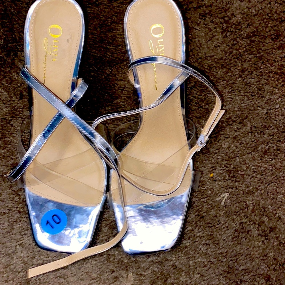 Olivia J Designer heels size 10